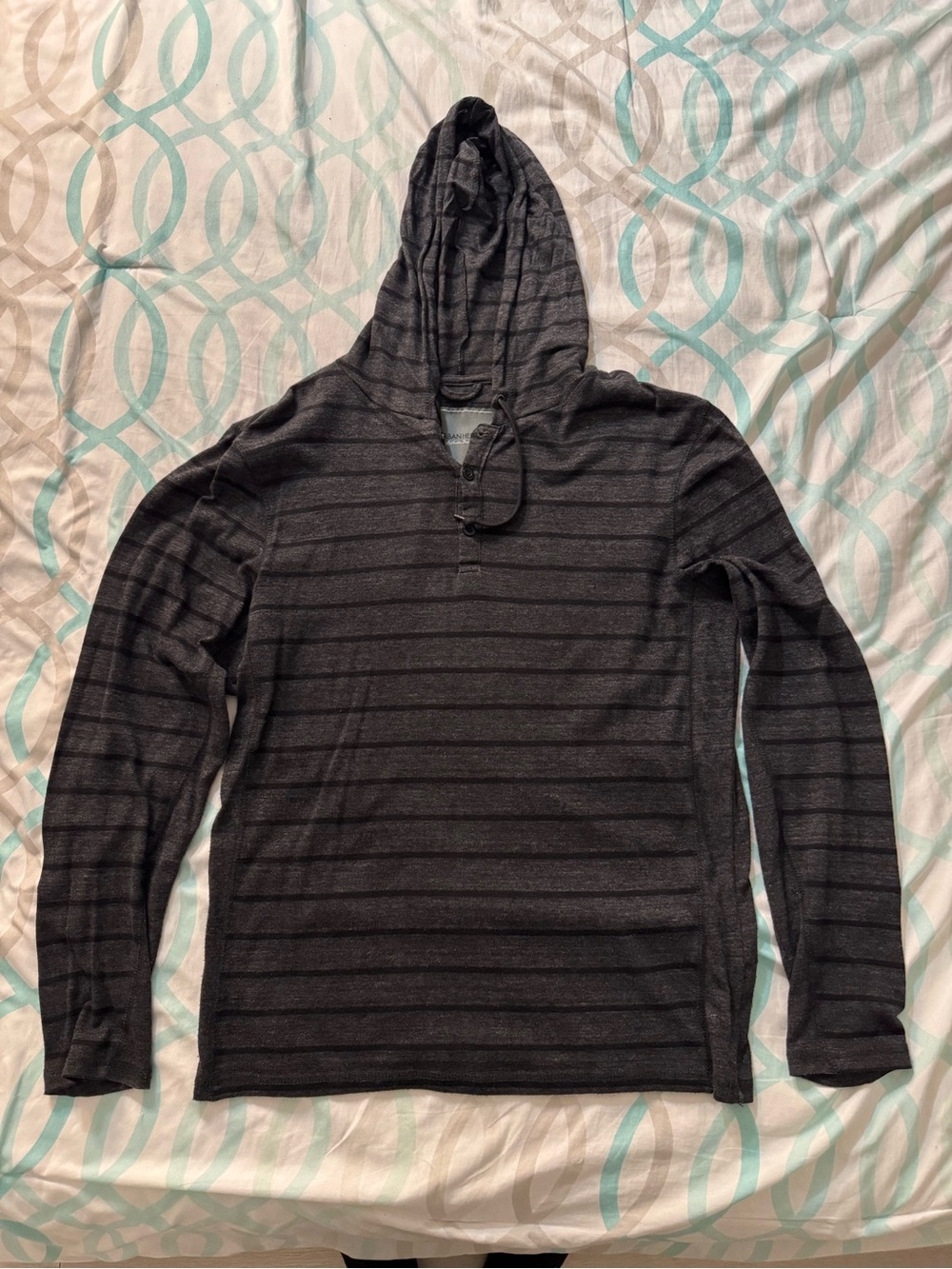 Urban Heritage Men's Charcoal and Black Striped Hooded Long-Sleeve